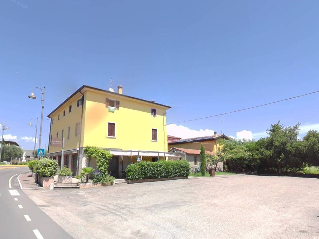Palazzo / stabile a Cavaion veronese in Via Guglielmo Marcomi - Foto 4