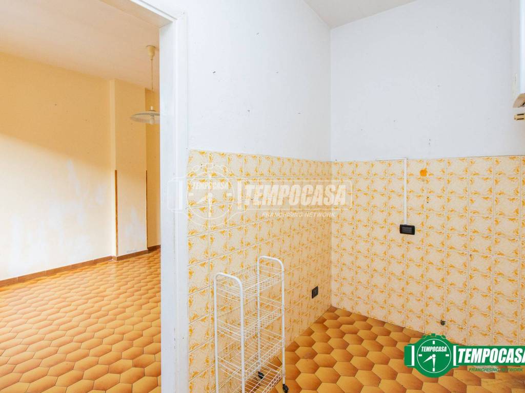 Appartamento a Magnago in Via Privata Treccani degli Alfieri 4 - Foto 5