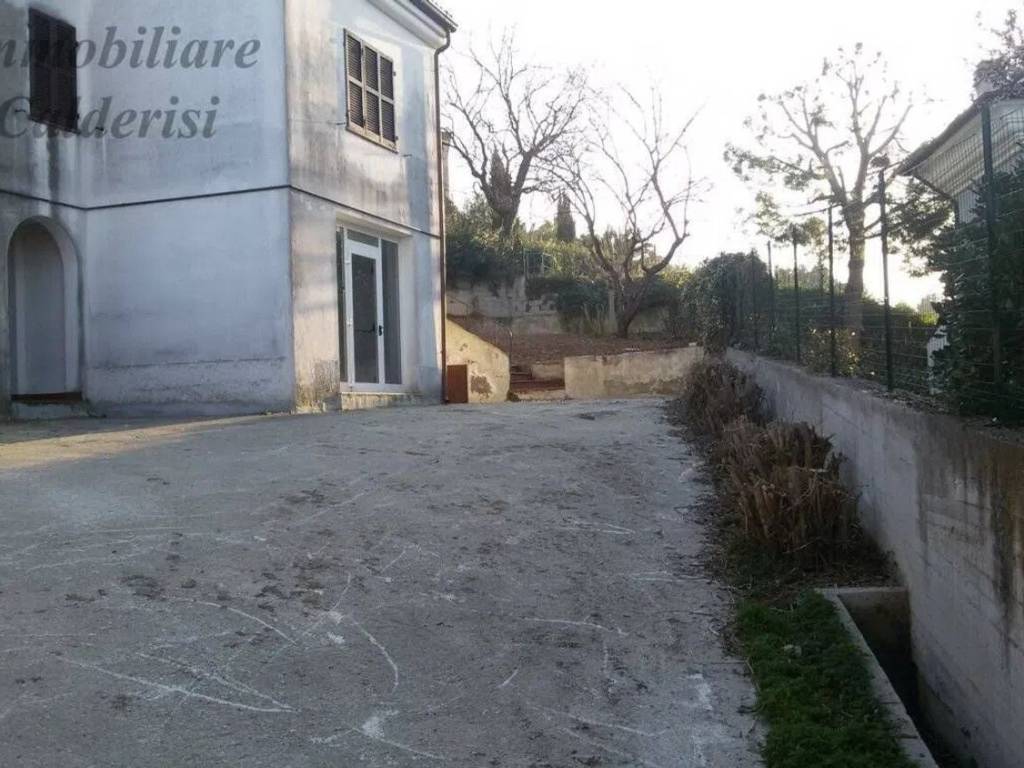 Villa a San benedetto del tronto in Via Padre Sigismondo Damiani - Foto 4