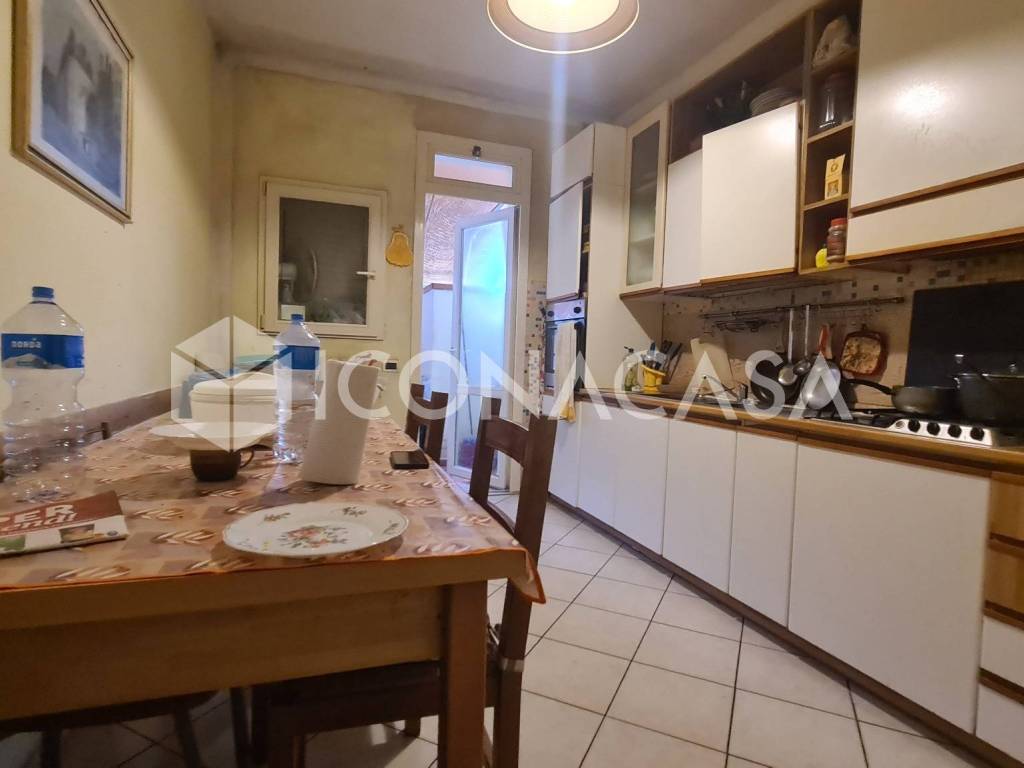 Appartamento a Viareggio in Via Giuseppe Mazzini, 56 - Foto 5