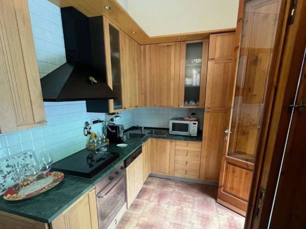 Villa a Livorno in Via Benvenuto Benvenuti - Foto 2