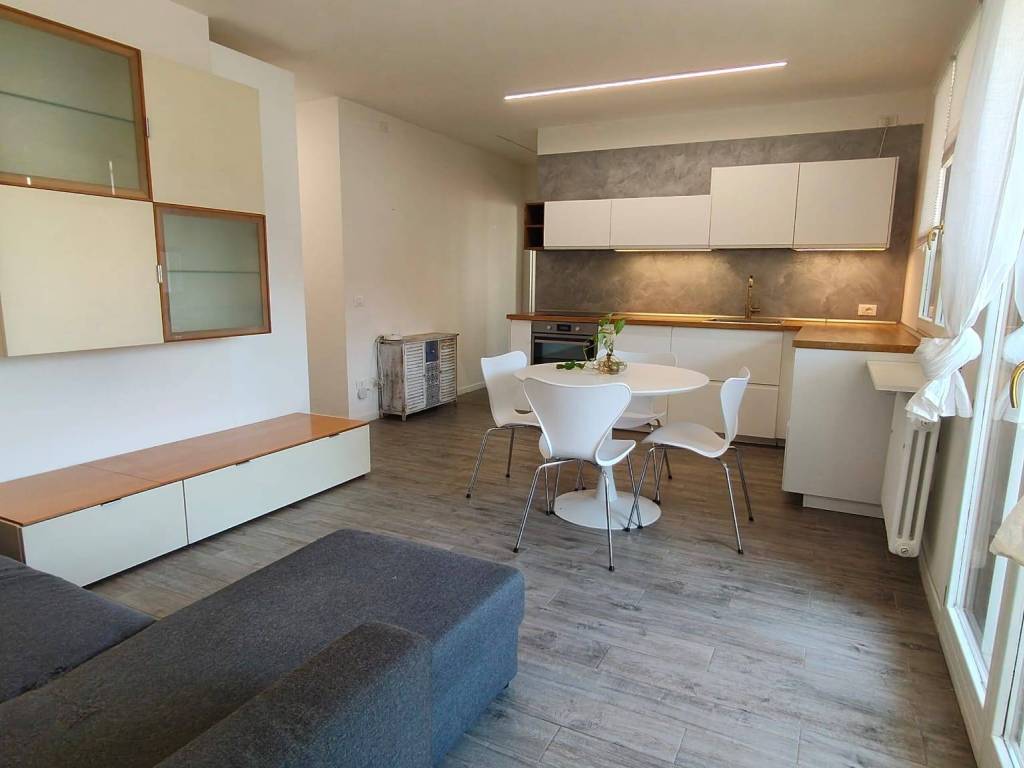 Appartamento a Verona in Via Monsignore Giacomo Gentilin, 6 - Foto 2