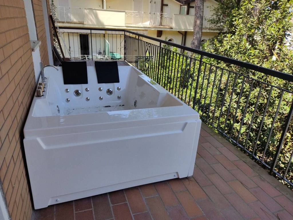 Appartamento a Cervia in Viale Giuseppe Verdi - Foto 3