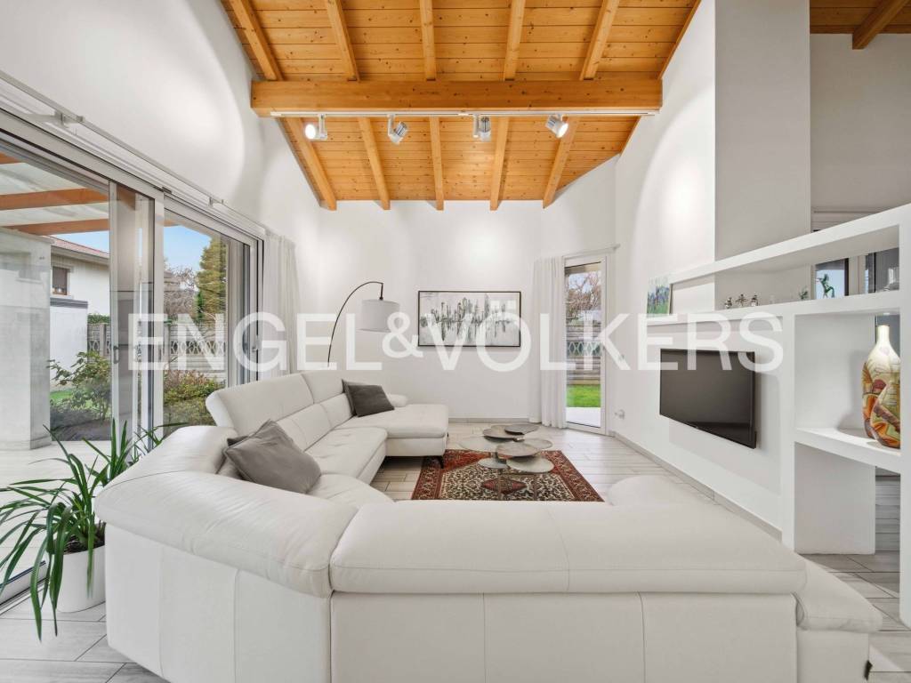 Villa a Samarate in Via della Novella, 69 - Foto 2