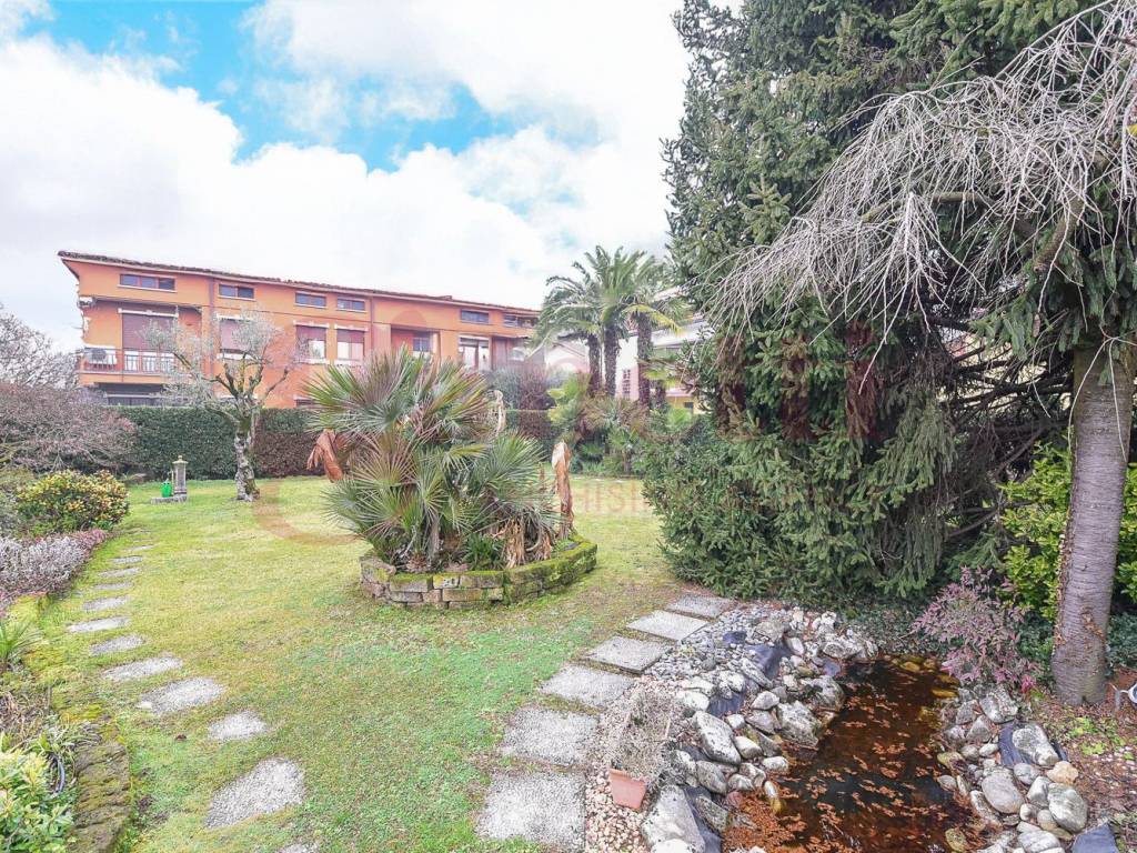 Villa a Cabiate in Via 25 Aprile - Foto 5
