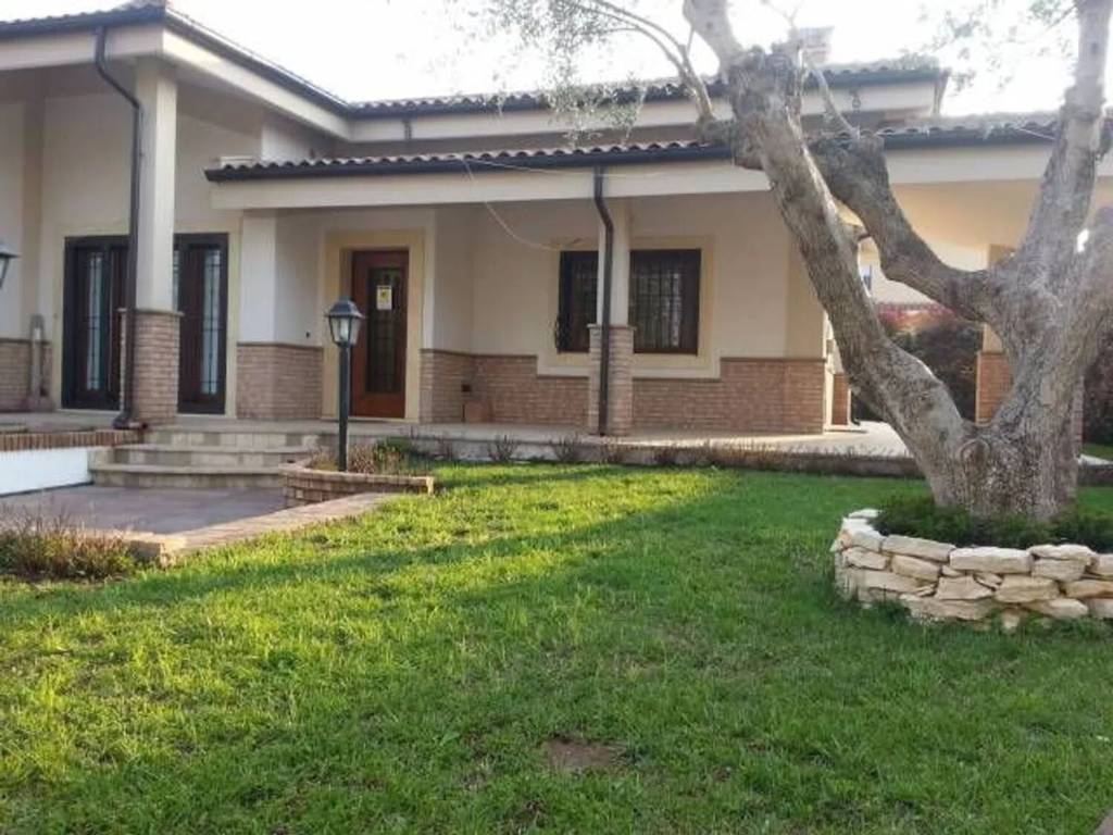 Villa a Anzio in Via Della Cannuccia - Foto 3