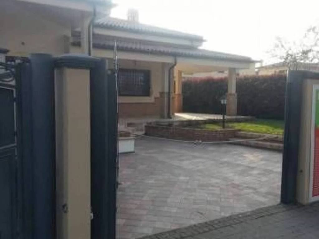 Villa a Anzio in Via Della Cannuccia - Foto 4