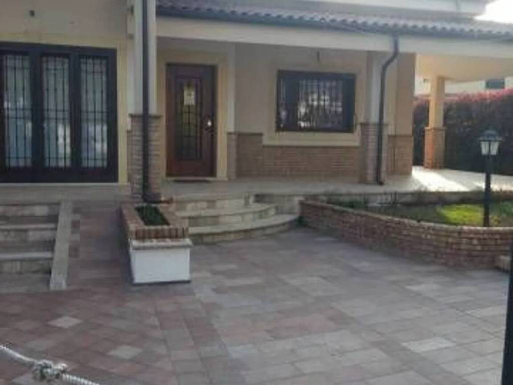 Villa a Anzio in Via Della Cannuccia - Foto 5