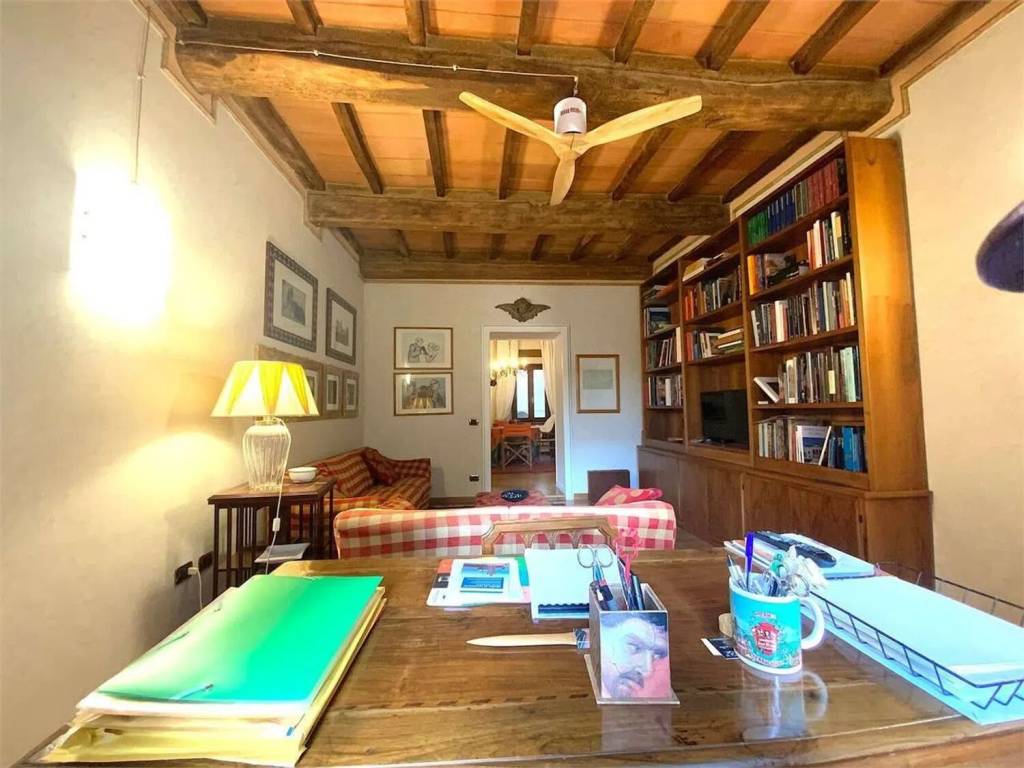 Appartamento a Massa marittima in Piazza Giuseppe Garibaldi No Number - Foto 3