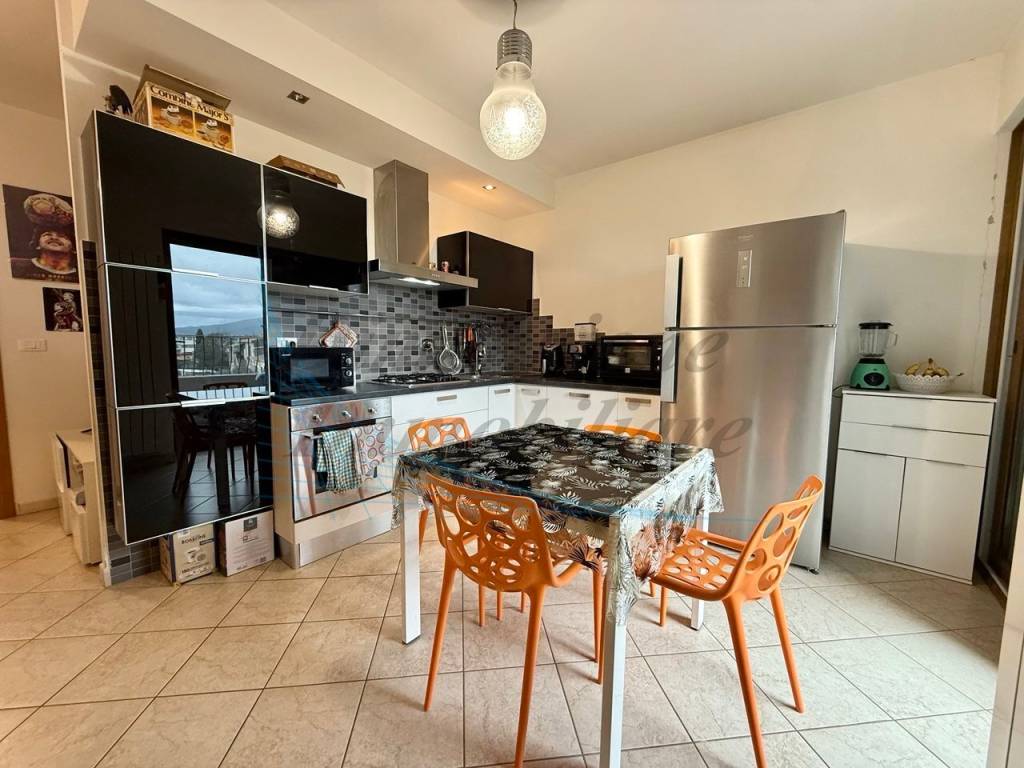 Appartamento a Rosignano marittimo in Via della Repubblica - Foto 4