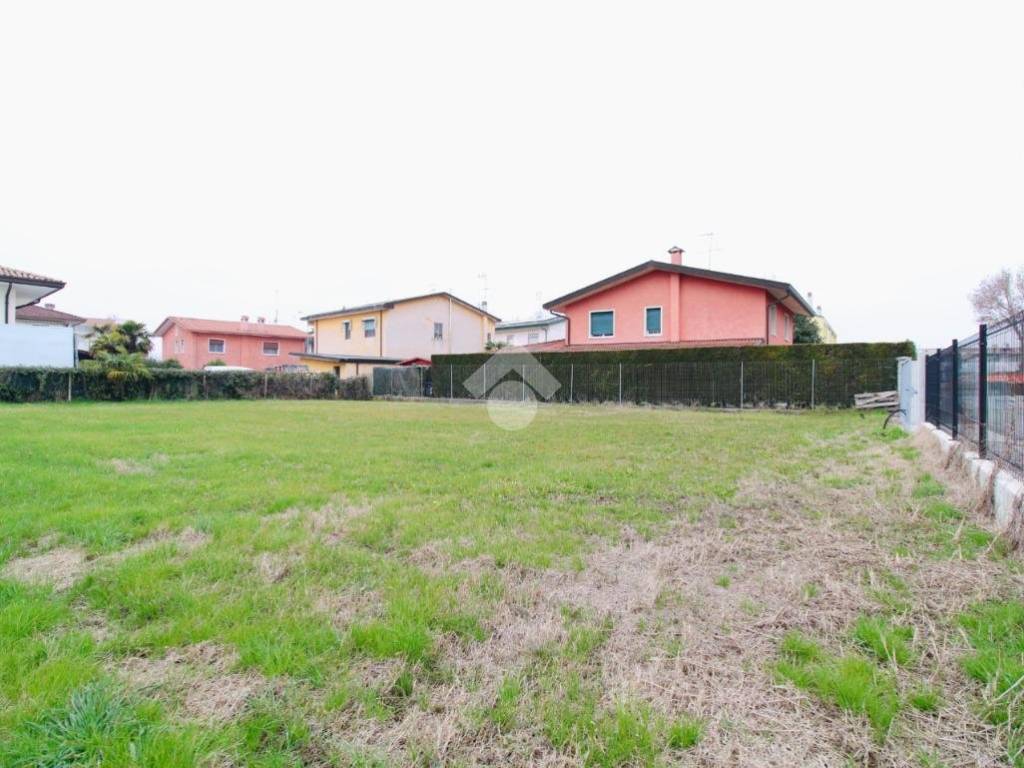 Terreno a Eraclea in Via Toti, 52 - Foto 3