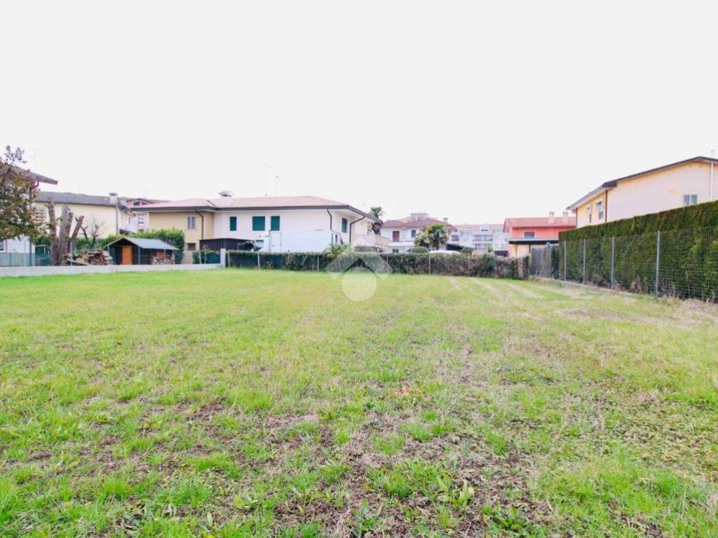 Terreno a Eraclea in Via Toti, 52 - Foto 4