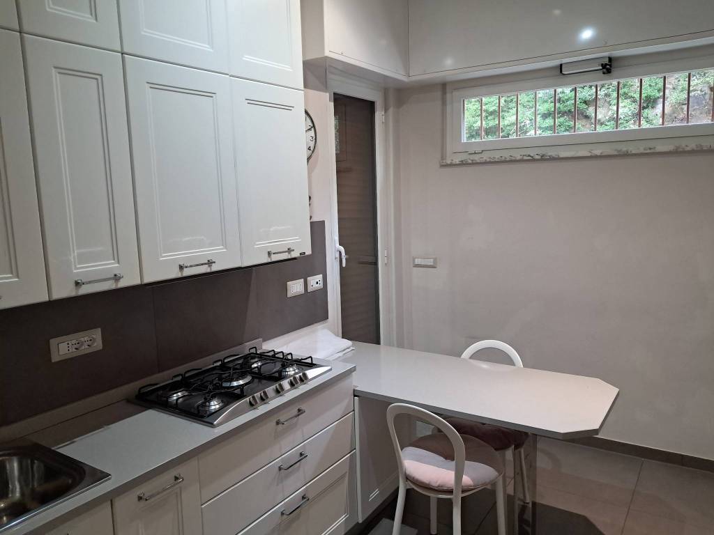 Appartamento a Genova in Via Giovanni Bovio - Foto 2