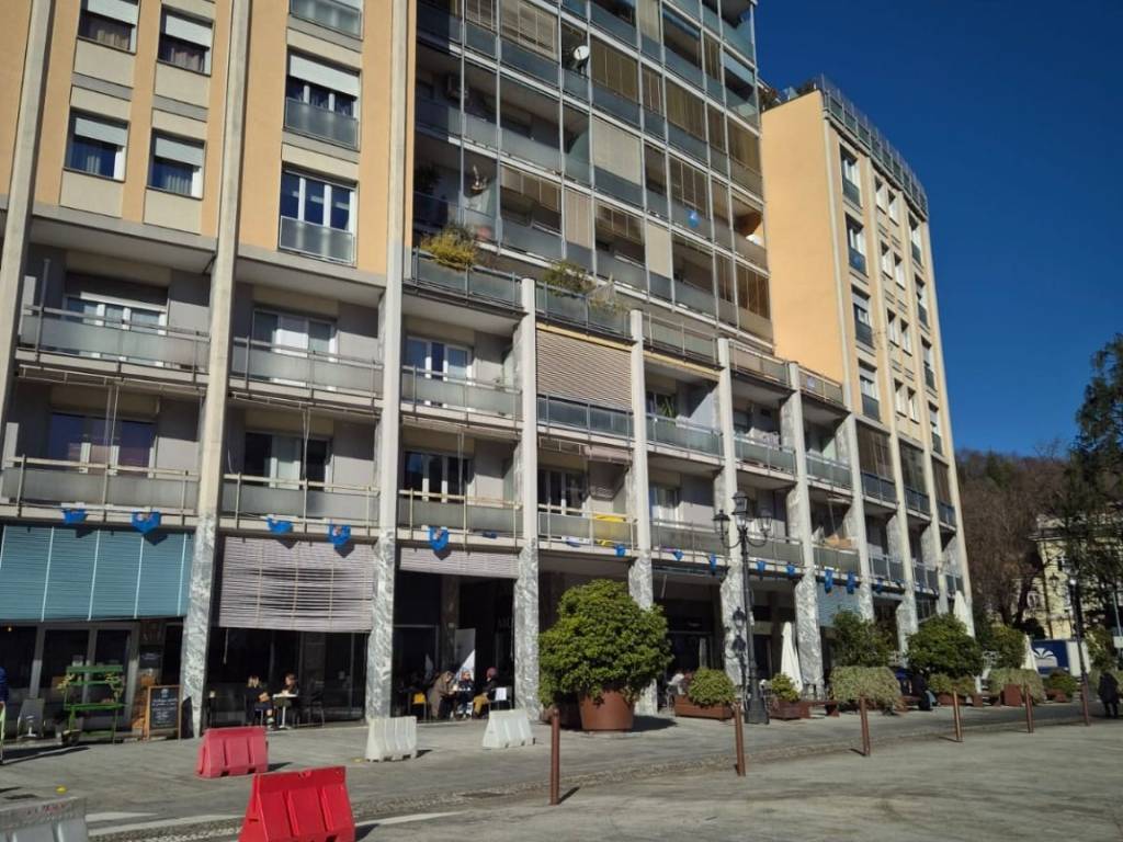 Appartamento a Borgosesia in Piazza Giuseppe Mazzini - Foto 5