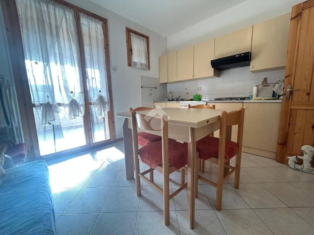 Appartamento a Comacchio in Via Monte S. Michele, 48 - Foto 4