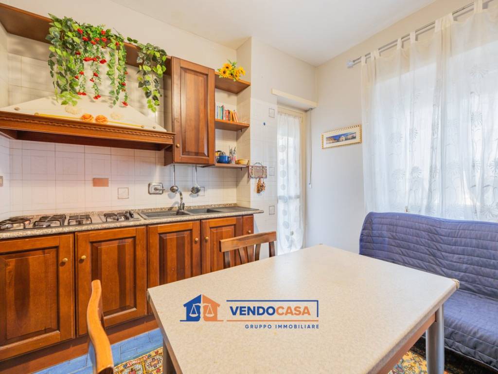 Appartamento a Pinerolo in Via Massimo d'Azeglio, 5 - Foto 3