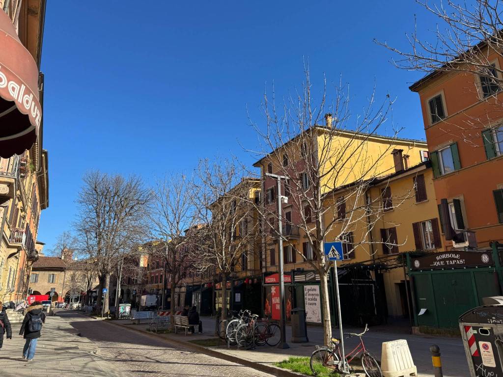 Appartamento a Bologna in Piazza Ulisse Aldrovandi - Foto 2