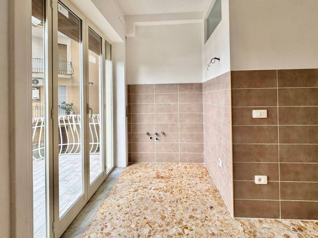 Appartamento a Napoli in Viale Privato Davide Winspeare, 8 - Foto 5