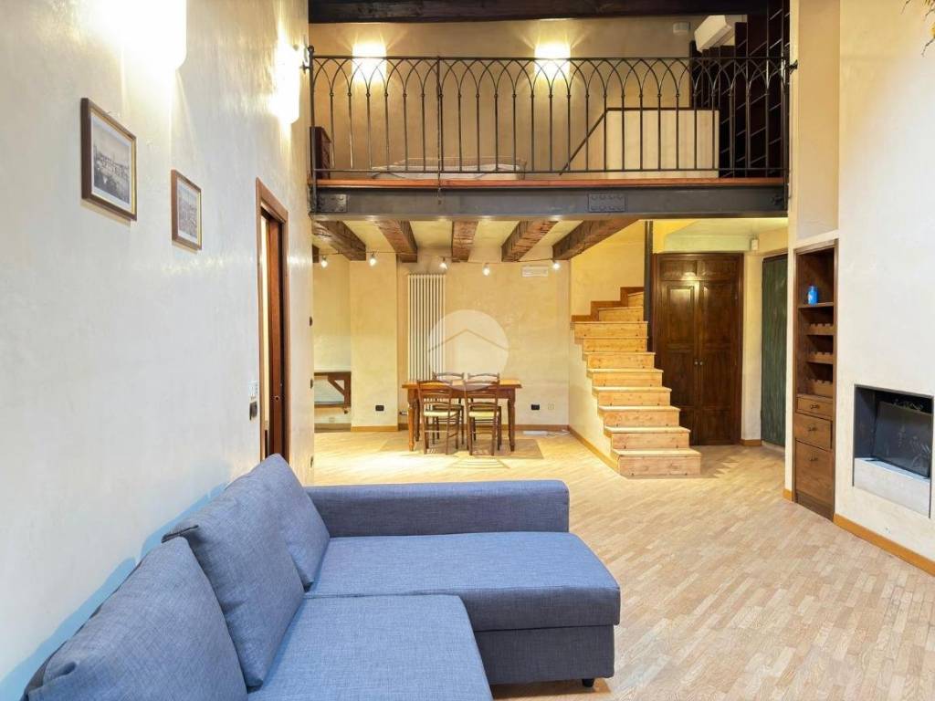 Appartamento a Verona in Via San Carlo, 10 - Foto 2