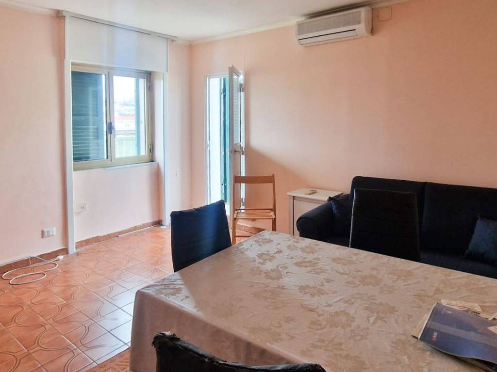 Appartamento a Napoli in Via Raffaele Tarantino - Foto 5