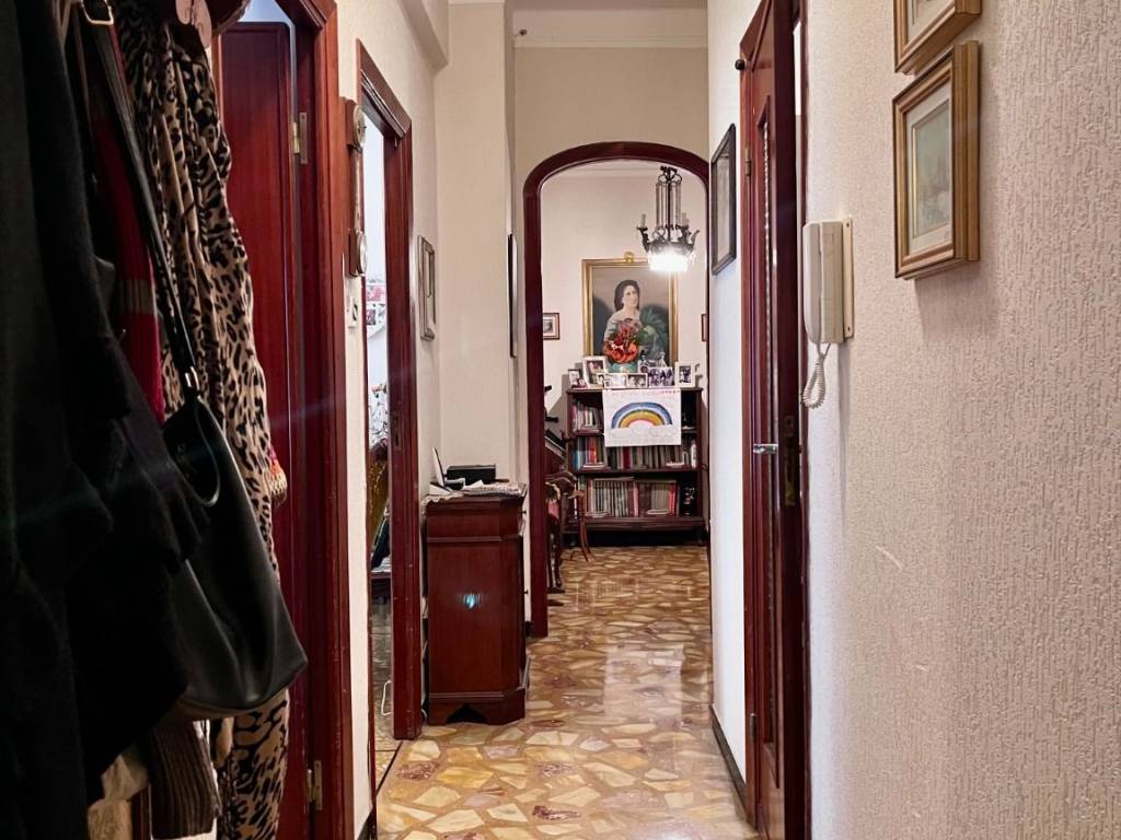 Appartamento a Genova in Via Zuccarello, 59 - Foto 5