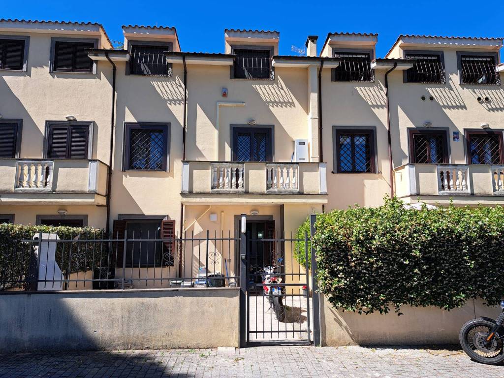 Appartamento a Marino in Via dei Laghi, 24 - Foto 3