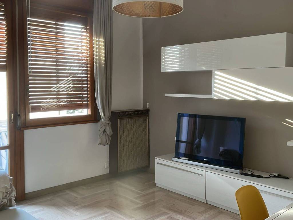 Appartamento a Modena in Via Adolfo Venturi - Foto 2