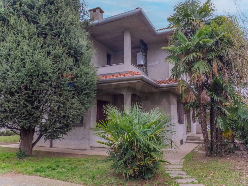 Villa a Canegrate in via montenero, 18 - Foto 2