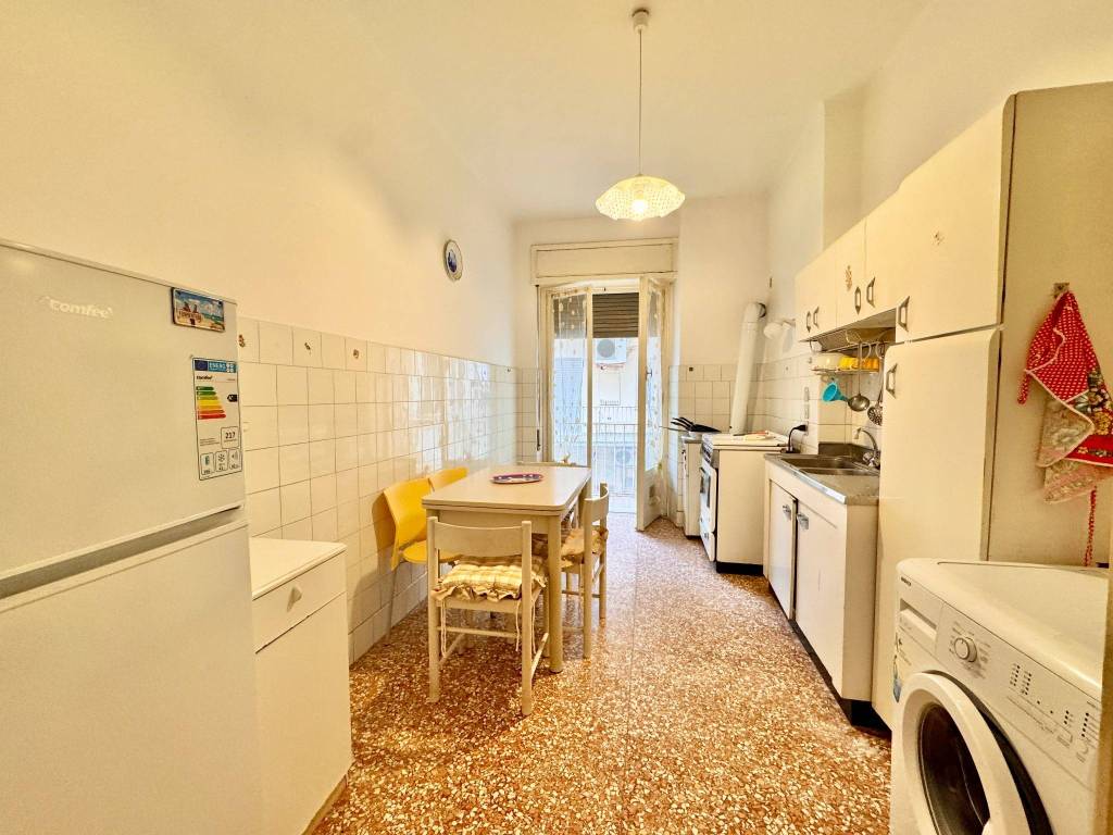 Appartamento a Alassio in Corso Armando Diaz, 34 - Foto 2