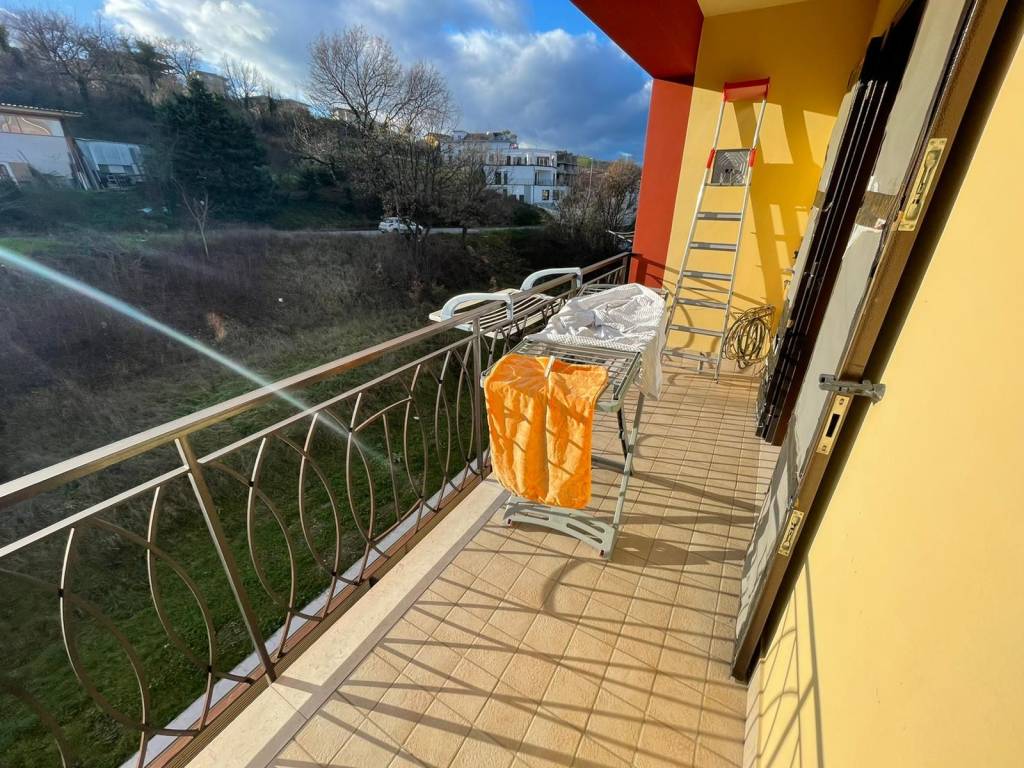 Appartamento a Benevento in Via Camillo Benso di Cavour - Foto 5