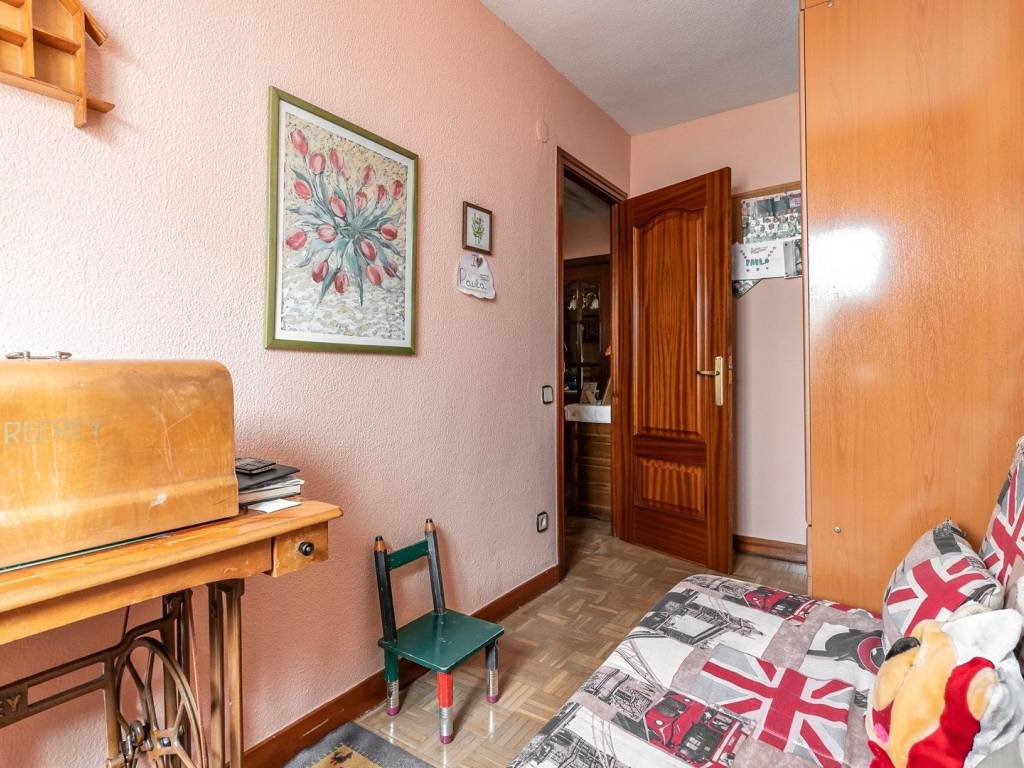 Appartamento a Gallarate in Via Passo Resia, 2 - Foto 5