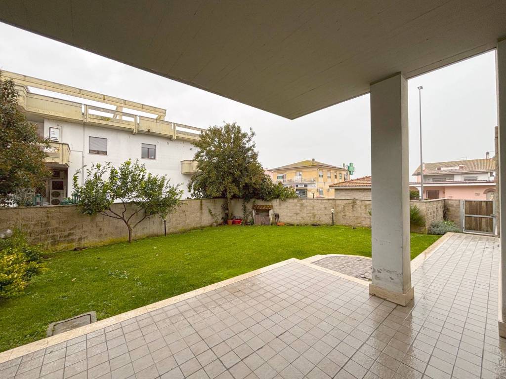 Appartamento a Fiumicino in Via della Corona Australe - Foto 4