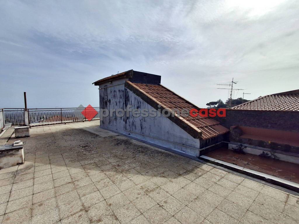 Casa indipendente a Trecastagni in Via Sant'Andrea, 28 - Foto 3