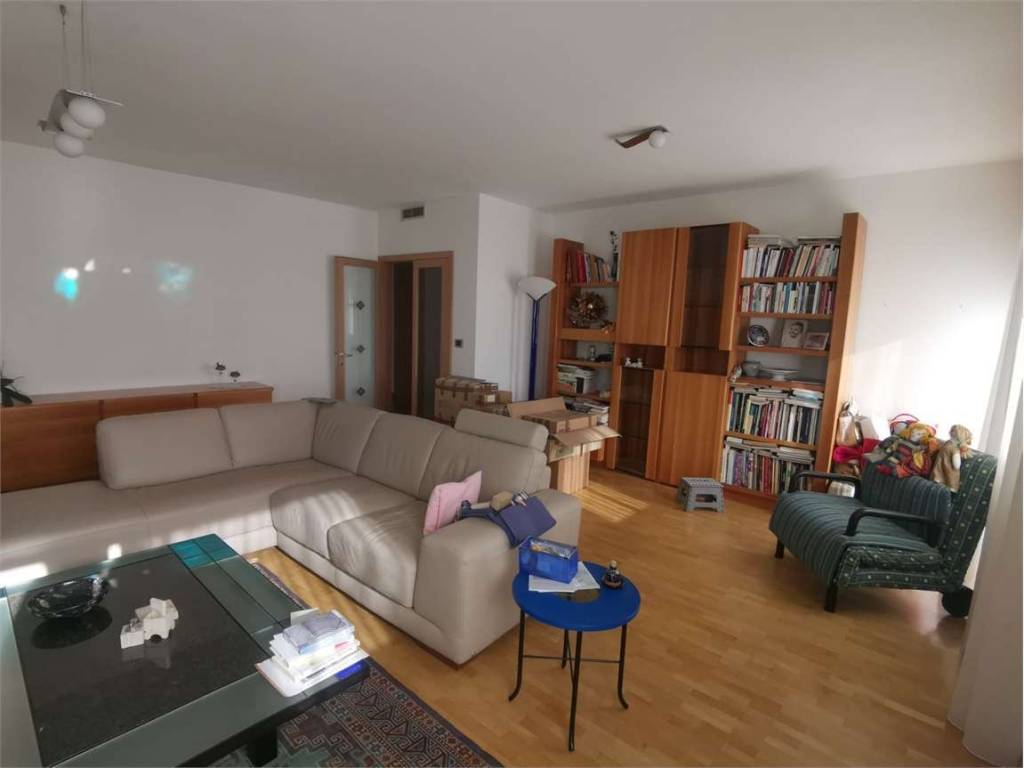 Appartamento a Bolzano in Via Novacella - Foto 2