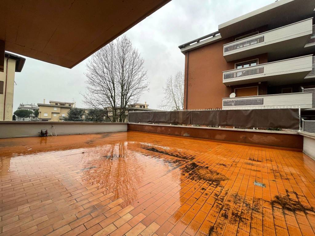 Appartamento a Prato in Via Monte Grappa - Foto 2