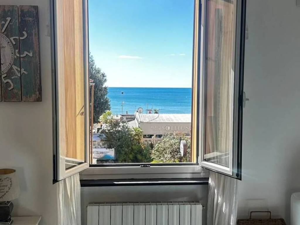 Appartamento a Albissola marina in Via Matteo Repetto - Foto 3