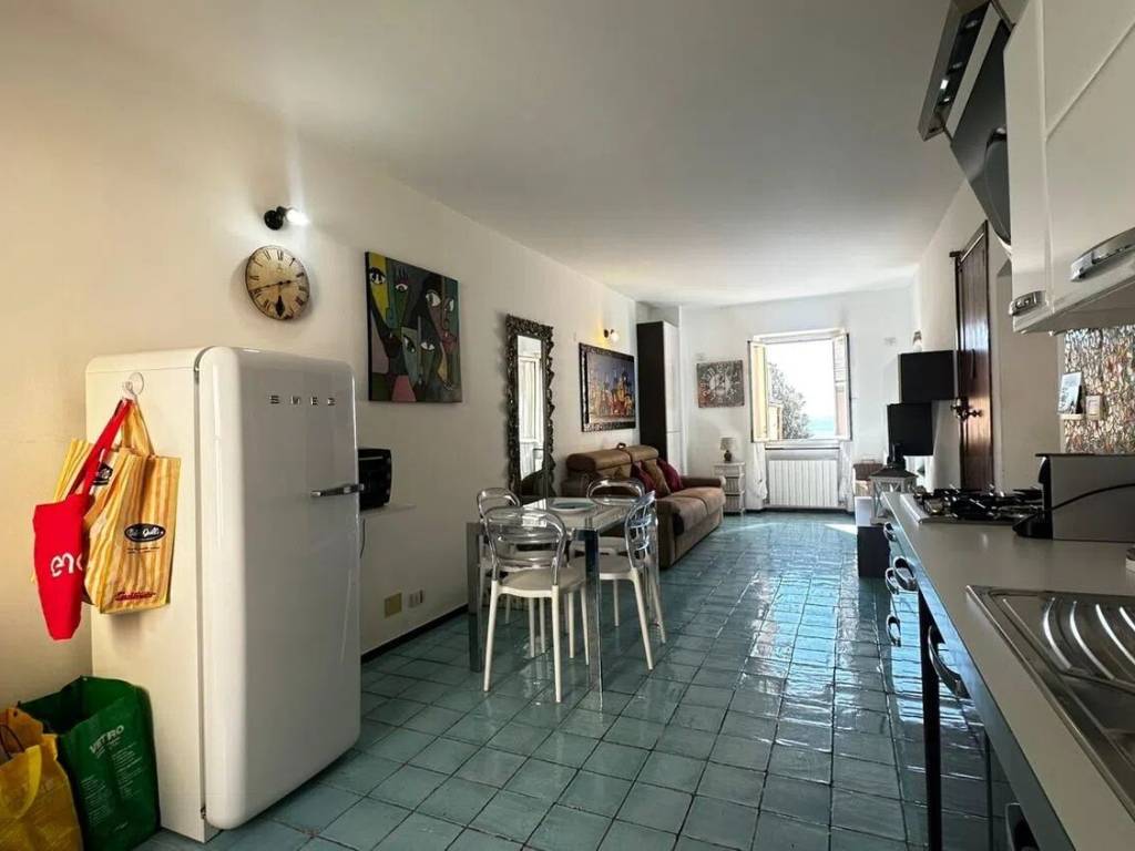 Appartamento a Albissola marina in Via Matteo Repetto - Foto 4