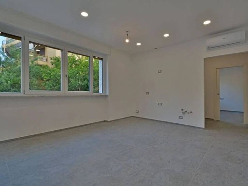 Appartamento a Albissola marina in Via Del Forte - Foto 3