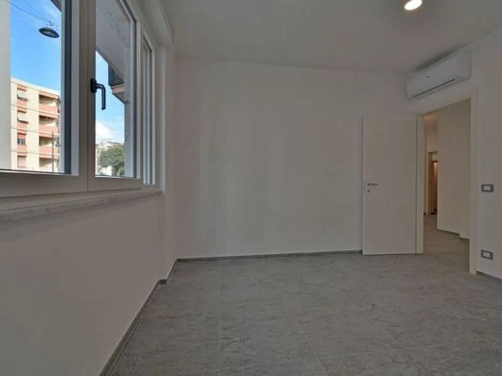 Appartamento a Albissola marina in Via Del Forte - Foto 4
