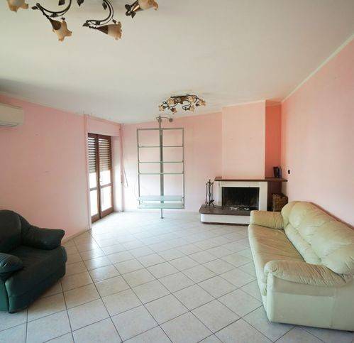 Appartamento a Eboli in Via Apollo Xi 54 - Foto 4