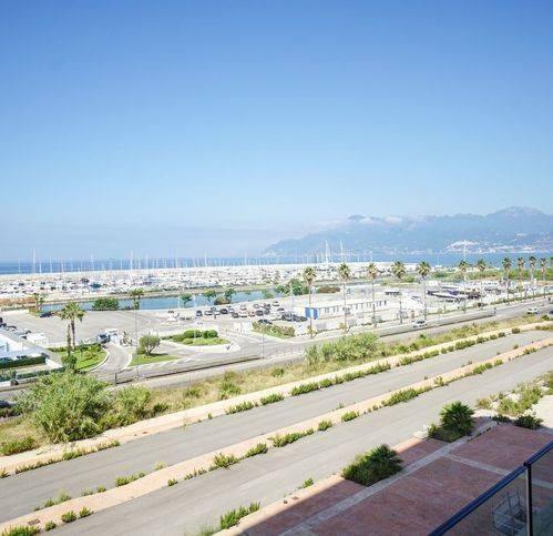 Appartamento a Salerno in Via Salvador Allende - Foto 4