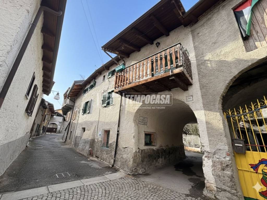 Casa indipendente a Caprie in Via Coppo 32 - Foto 3