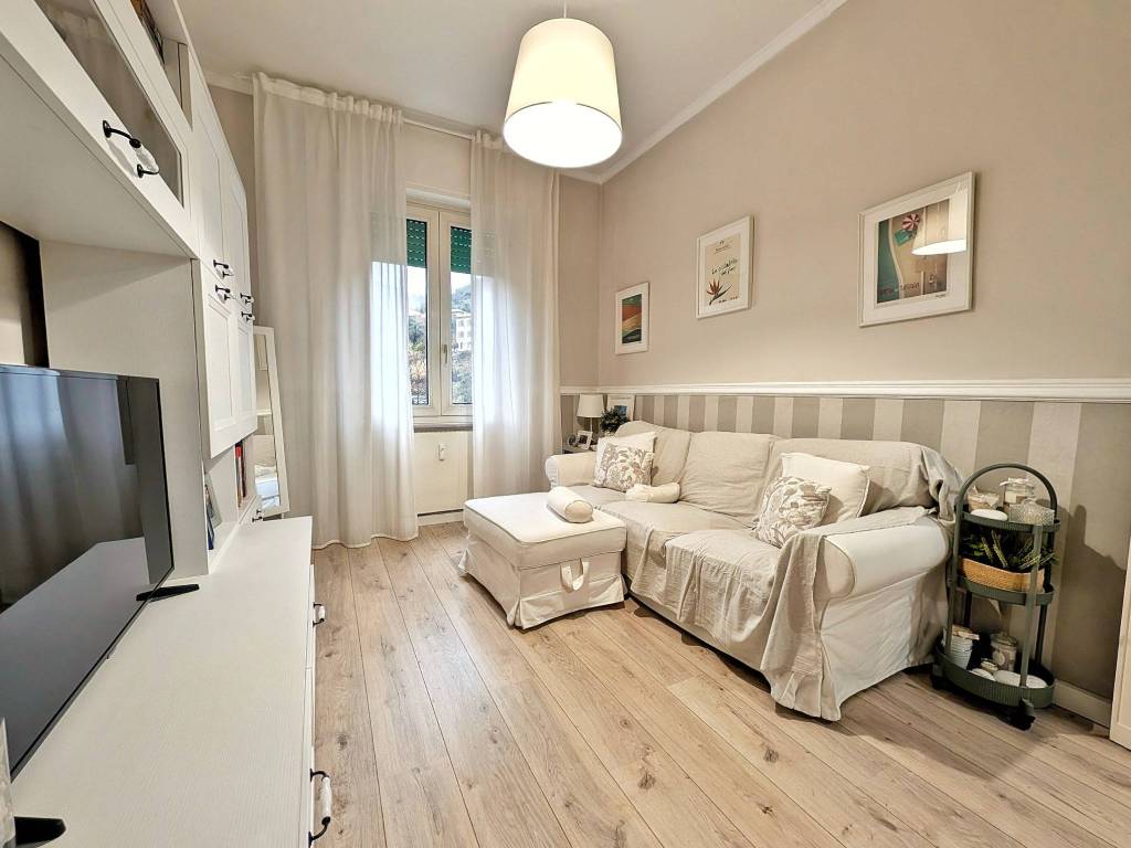 Appartamento a Genova in Via Piacenza, 120 - Foto 2