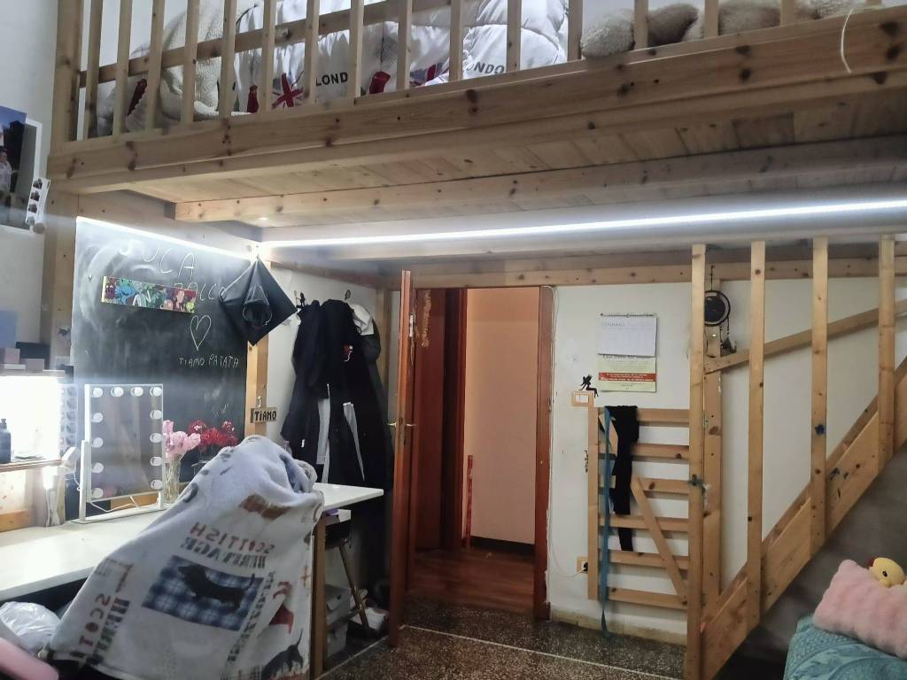 Appartamento a Genova in Via Contubernio G. B. d'Albertis - Foto 2