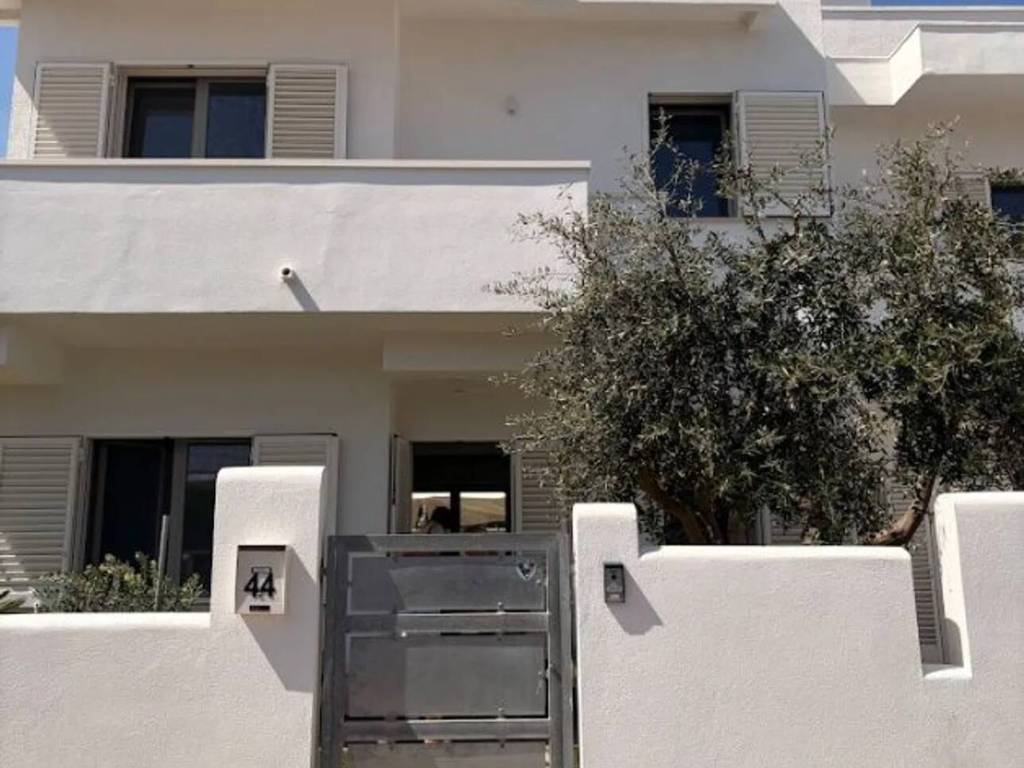 Villa a Carovigno in Via Vesuvio No Number - Foto 2