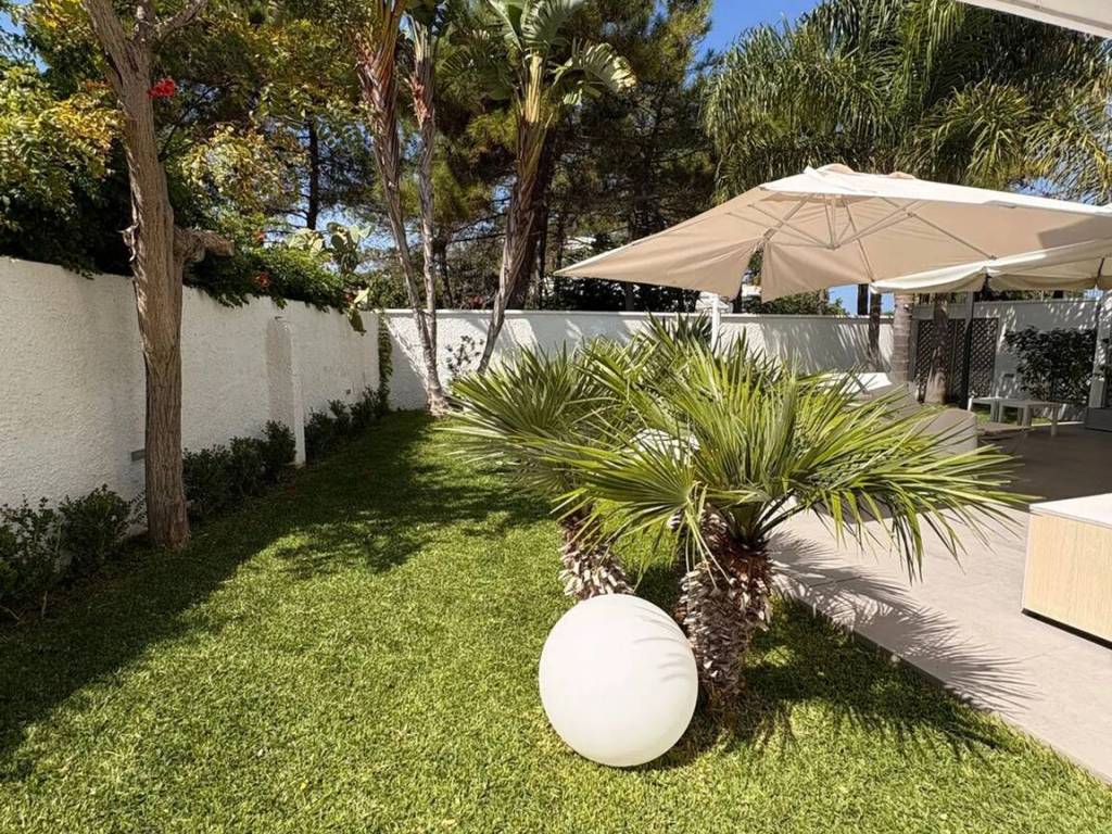 Villa a Carovigno in Via Vesuvio No Number - Foto 3