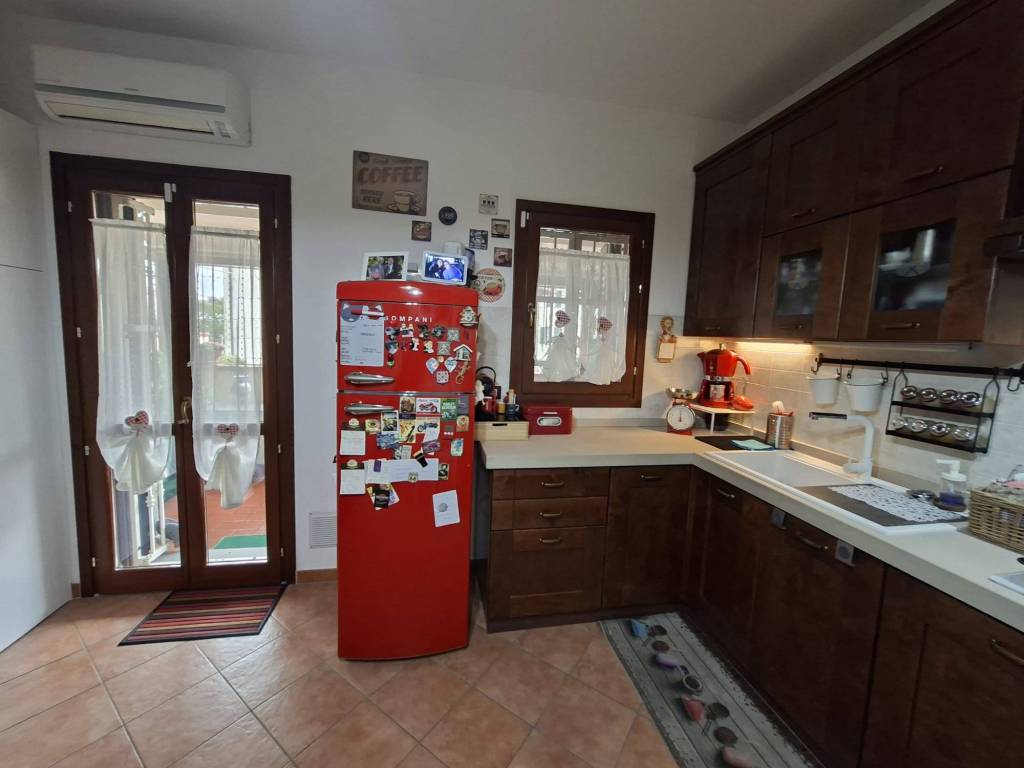 Appartamento a Collesalvetti in Via Pietro Mascagni, 3 - Foto 2