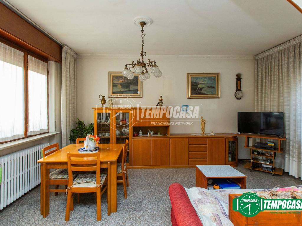 Appartamento a Magnago in Via Guglielmo Marconi 3 - Foto 2