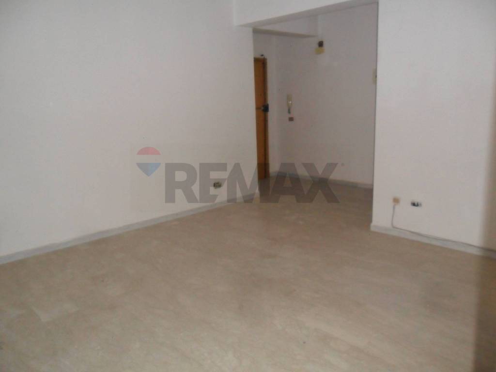 Appartamento a Caltanissetta in Via Carlo Pisacane, 18 - Foto 3