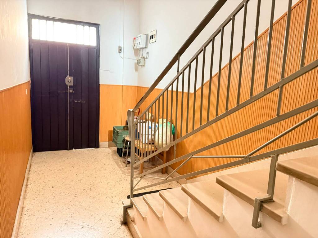 Casa indipendente a Mola di bari in Via Ugo Foscolo, 122 - Foto 2